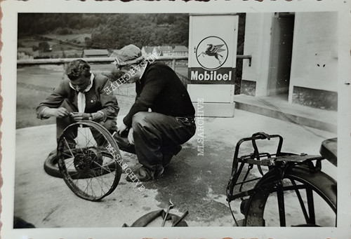 Foto schild mobiloel - foto,